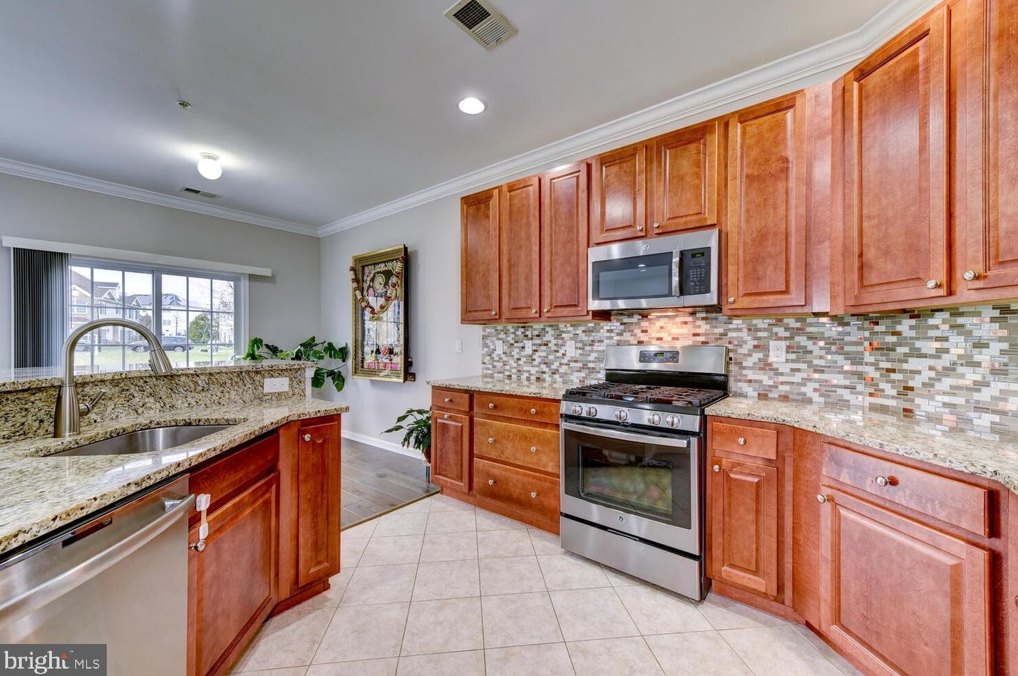 113 Morgan Way, Monroe Twp NJ 08831-4101 exterior