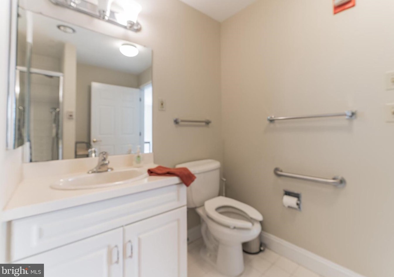 2304 Windrow Dr, Princeton NJ 08540-5020 exterior