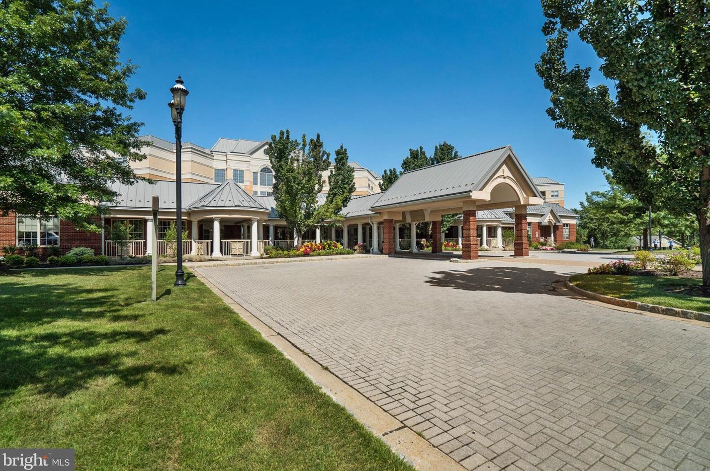 2304 Windrow Dr, Princeton NJ 08540-5020 exterior