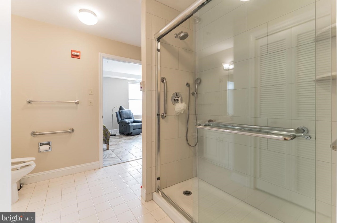 2304 Windrow Dr, Princeton NJ 08540-5020 exterior