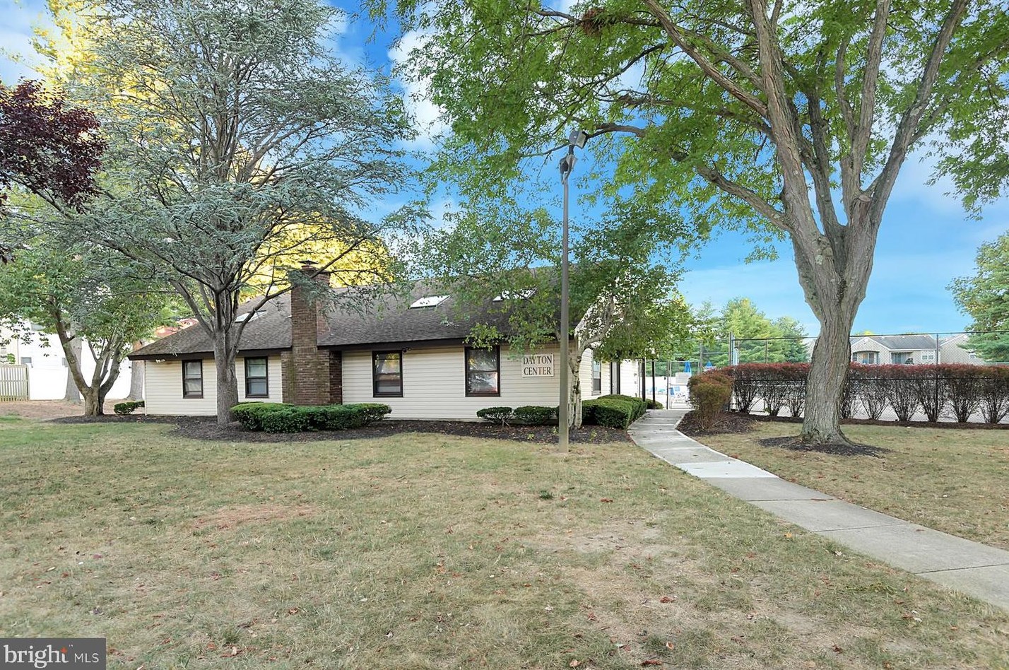 12 Miriam Ct, South Brunswick NJ 08810-1328 exterior