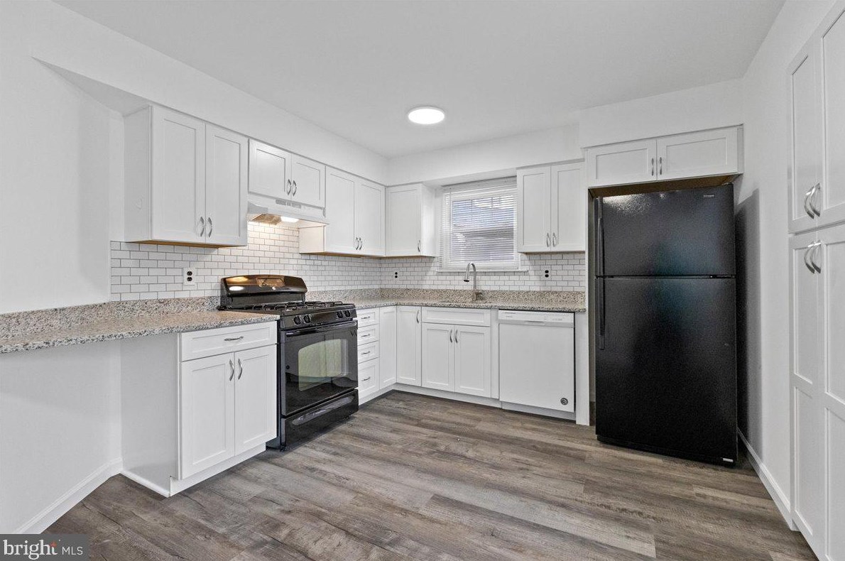 12 Miriam Ct, South Brunswick NJ 08810-1328 exterior