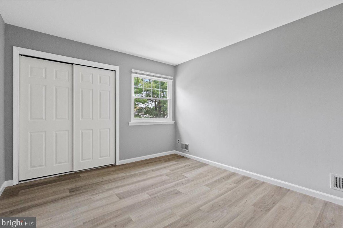 12 Miriam Ct, South Brunswick NJ 08810-1328 exterior