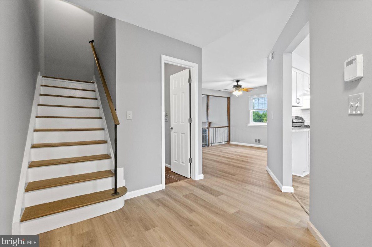 12 Miriam Ct, South Brunswick NJ 08810-1328 exterior