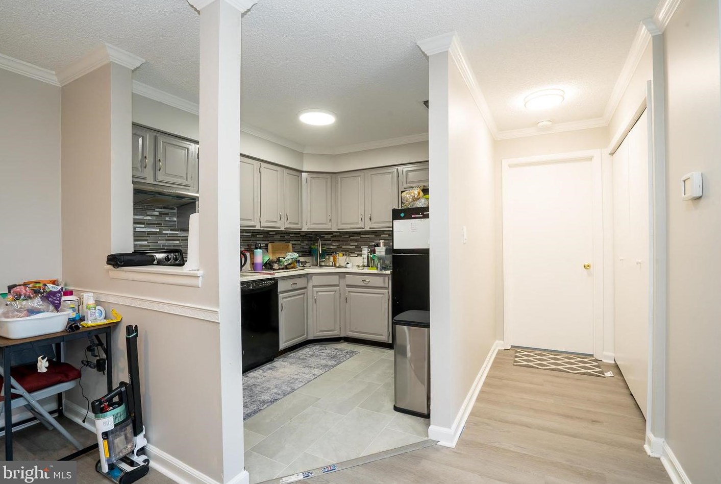 311 Aspen Dr, Plainsboro NJ  08536-3627 exterior