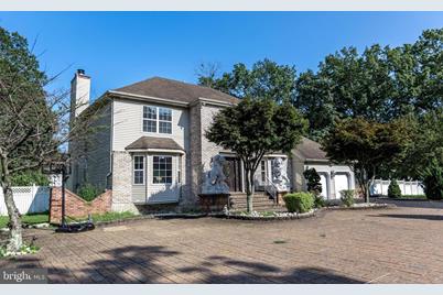 12 Penny Lane - Photo 1