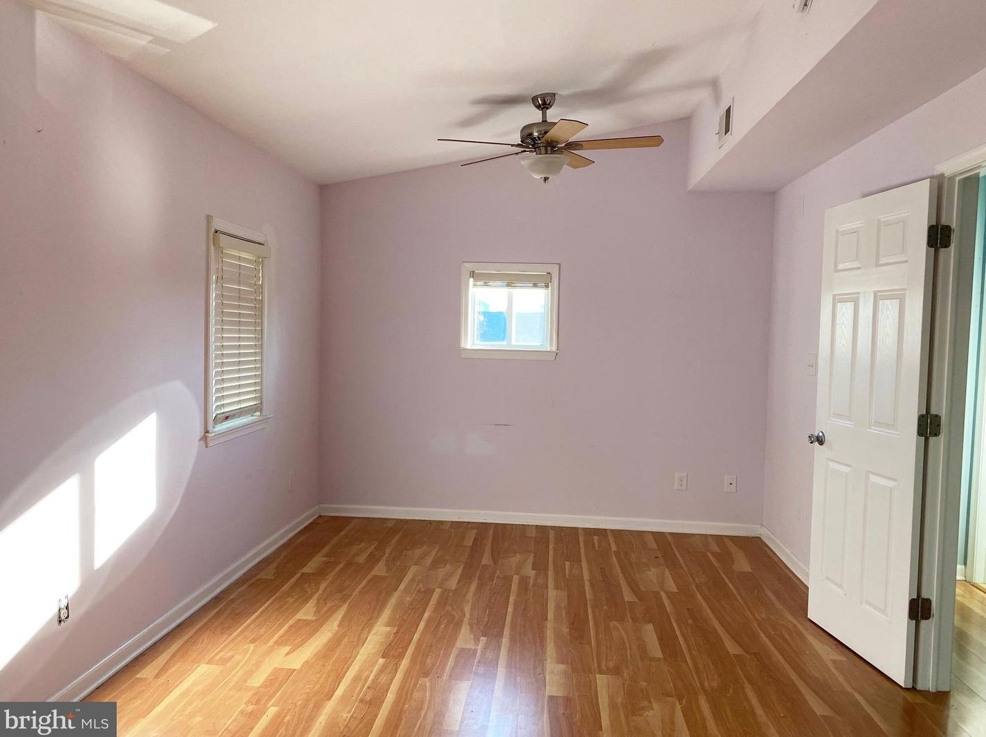 1064 Radio Rd, Tuckerton NJ  08087-1517 exterior