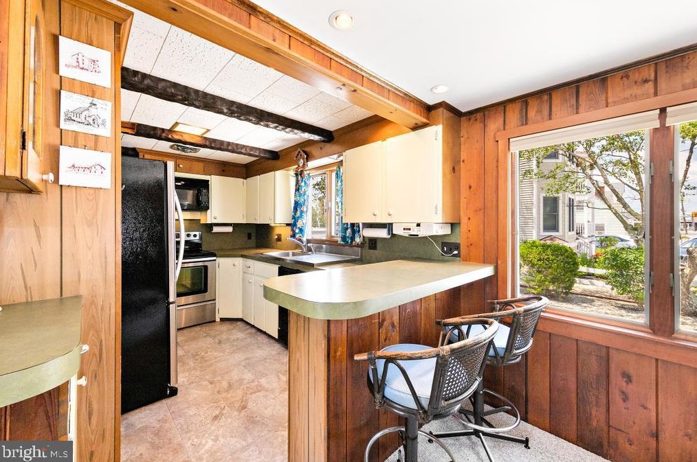 2214 Beach Ave, Long Beach Township NJ  08008-2450 exterior