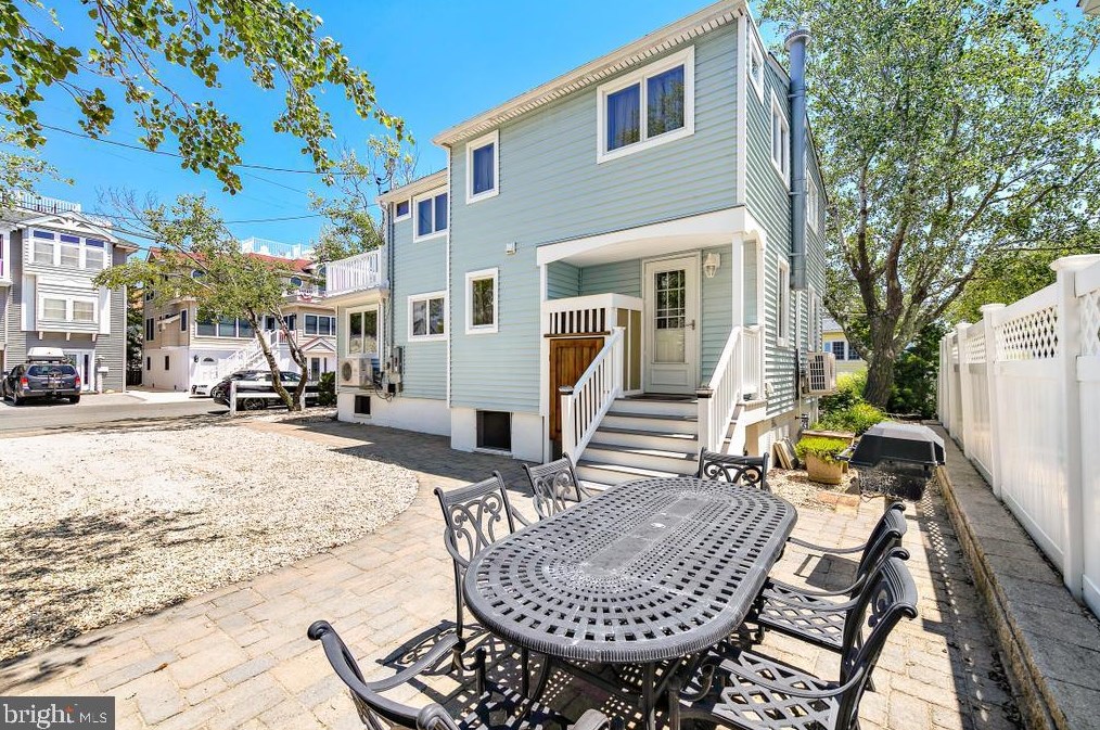 2214 Beach Ave, Long Beach Township NJ  08008-2450 exterior
