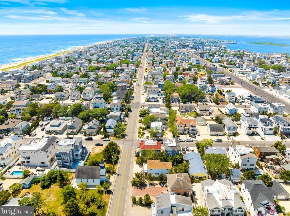 2214 Beach Ave, Long Beach Township NJ  08008-2450 exterior