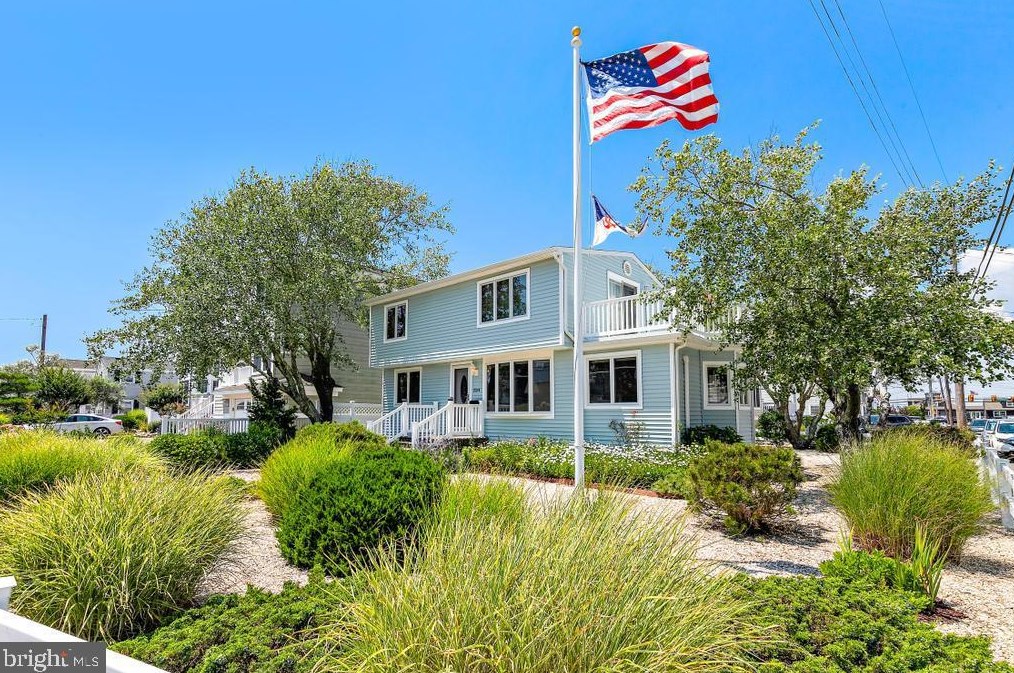 2214 Beach Ave, Long Beach Township NJ  08008-2450 exterior