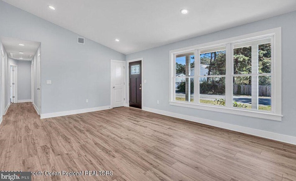 801 Middlesex St, Toms River NJ 08757-2521 exterior