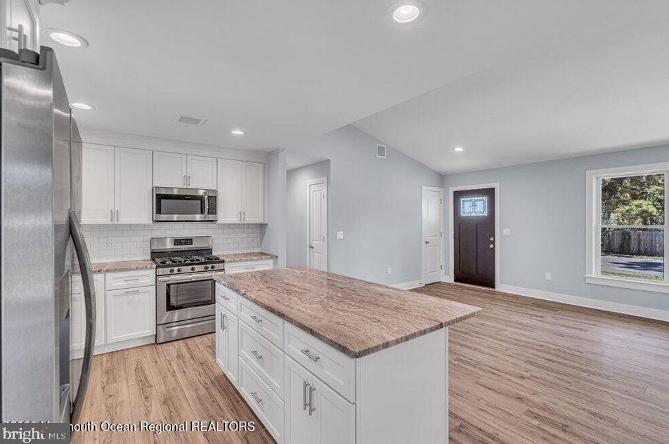 801 Middlesex St, Toms River NJ 08757-2521 exterior