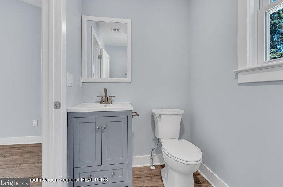 801 Middlesex St, Toms River NJ 08757-2521 exterior