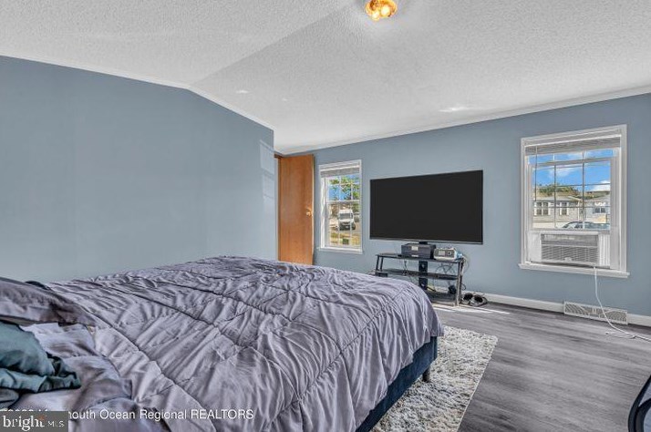 916 Peaceful Way, Toms River NJ  08755-1194 exterior