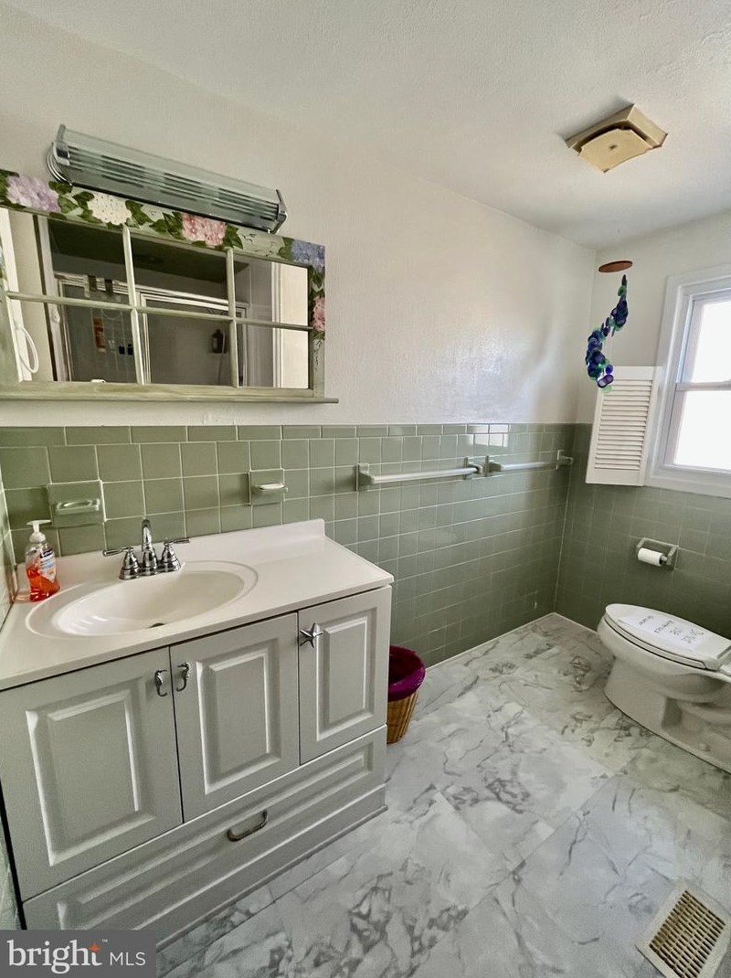 5419 Long Bch Blvd, Long Beach Township NJ  08008-5750 exterior