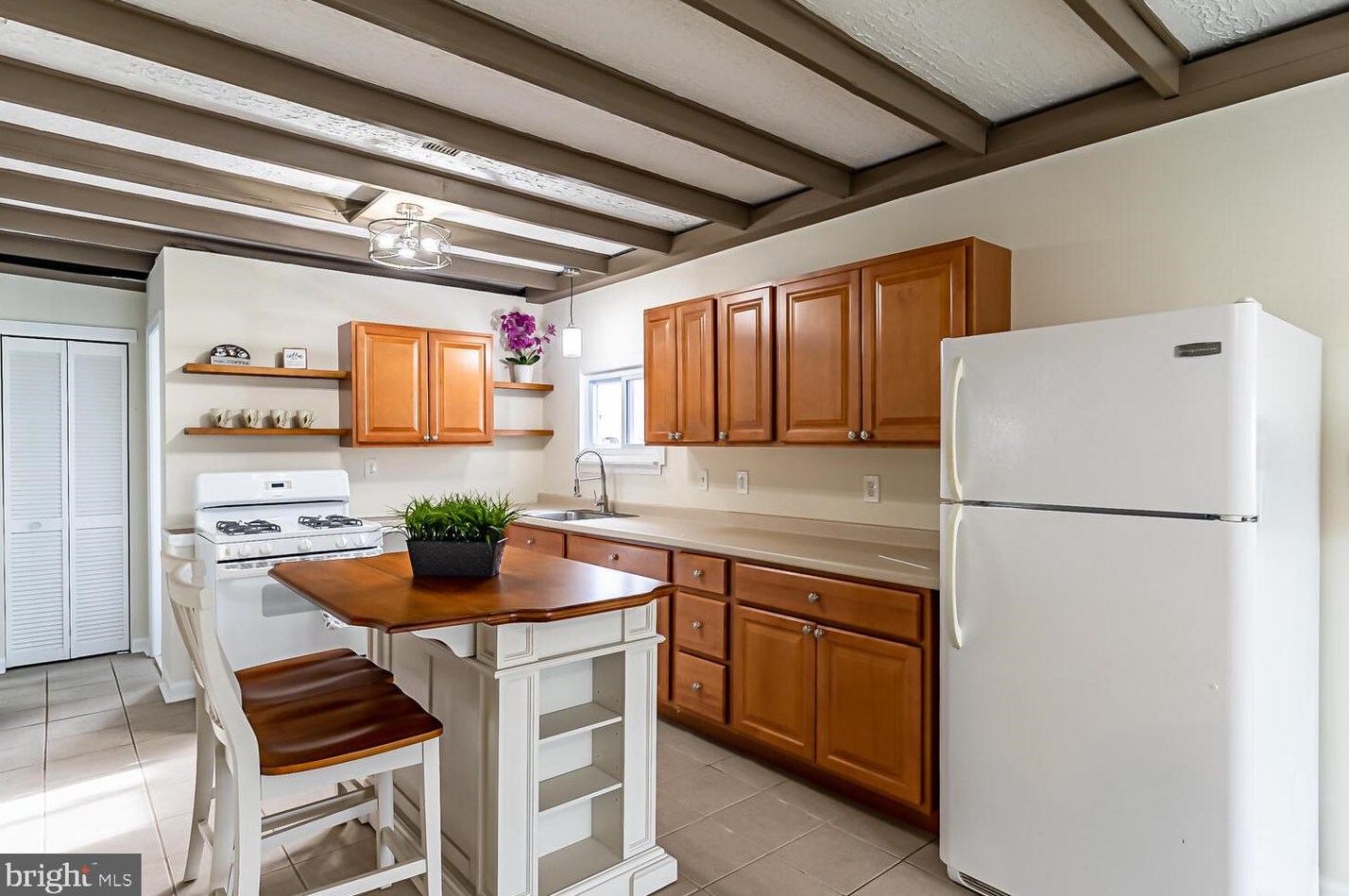 119 Ensign Dr, Tuckerton NJ  08087-1559 exterior