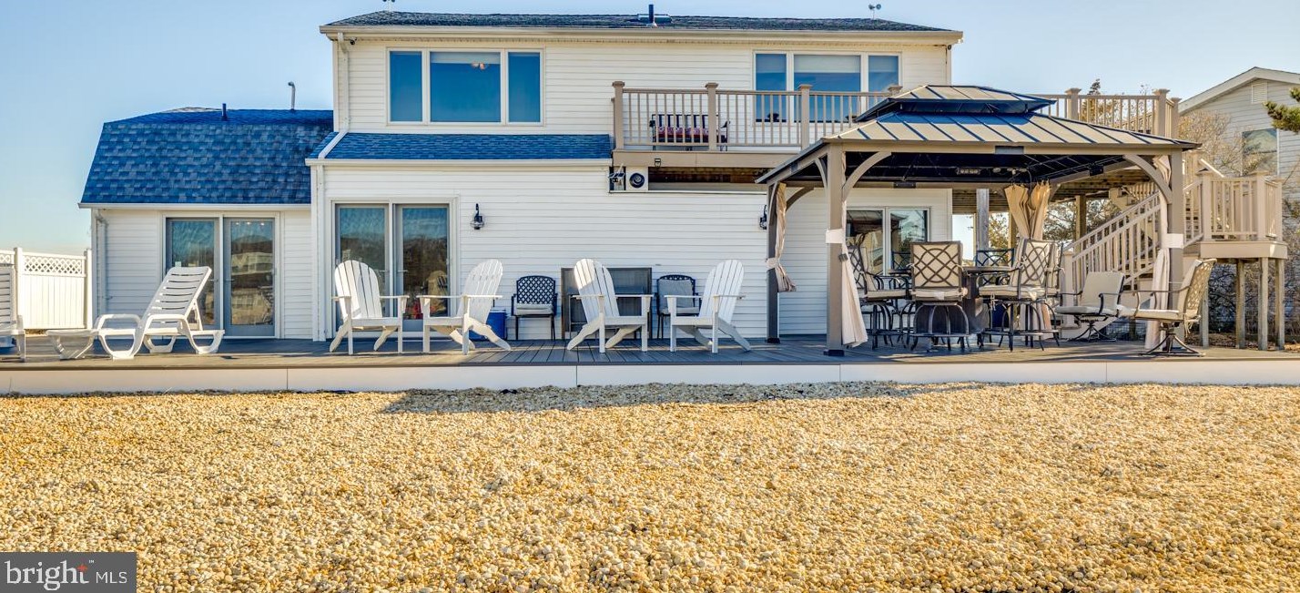 10 Kentucky Dr, Tuckerton NJ  08087-1035 exterior