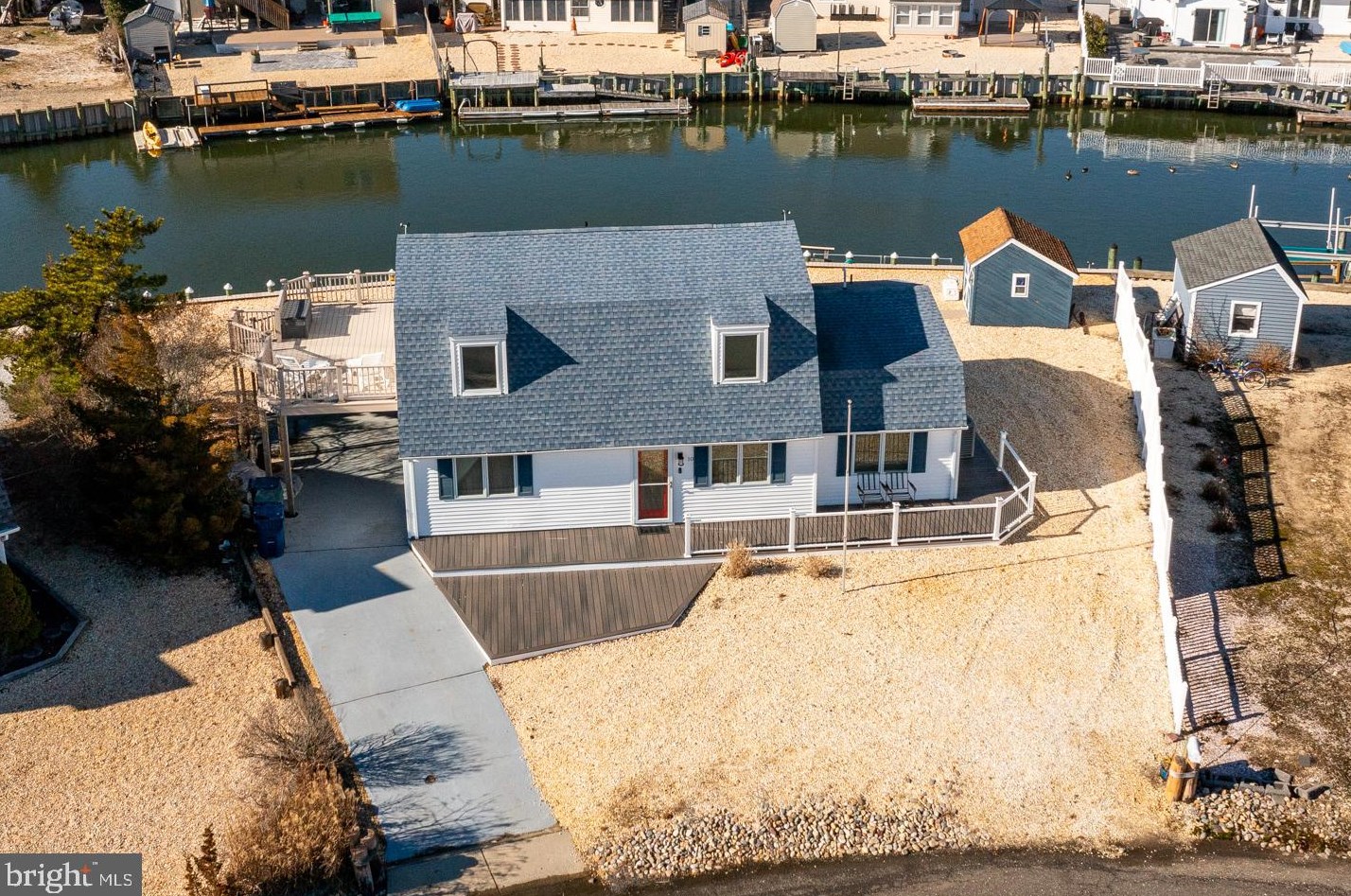 10 Kentucky Dr, Tuckerton NJ  08087-1035 exterior