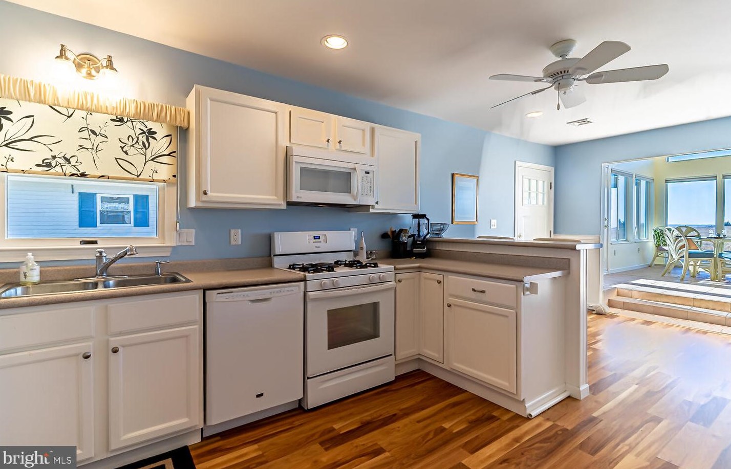 30 Portland Dr, Tuckerton NJ  08087-1213 exterior