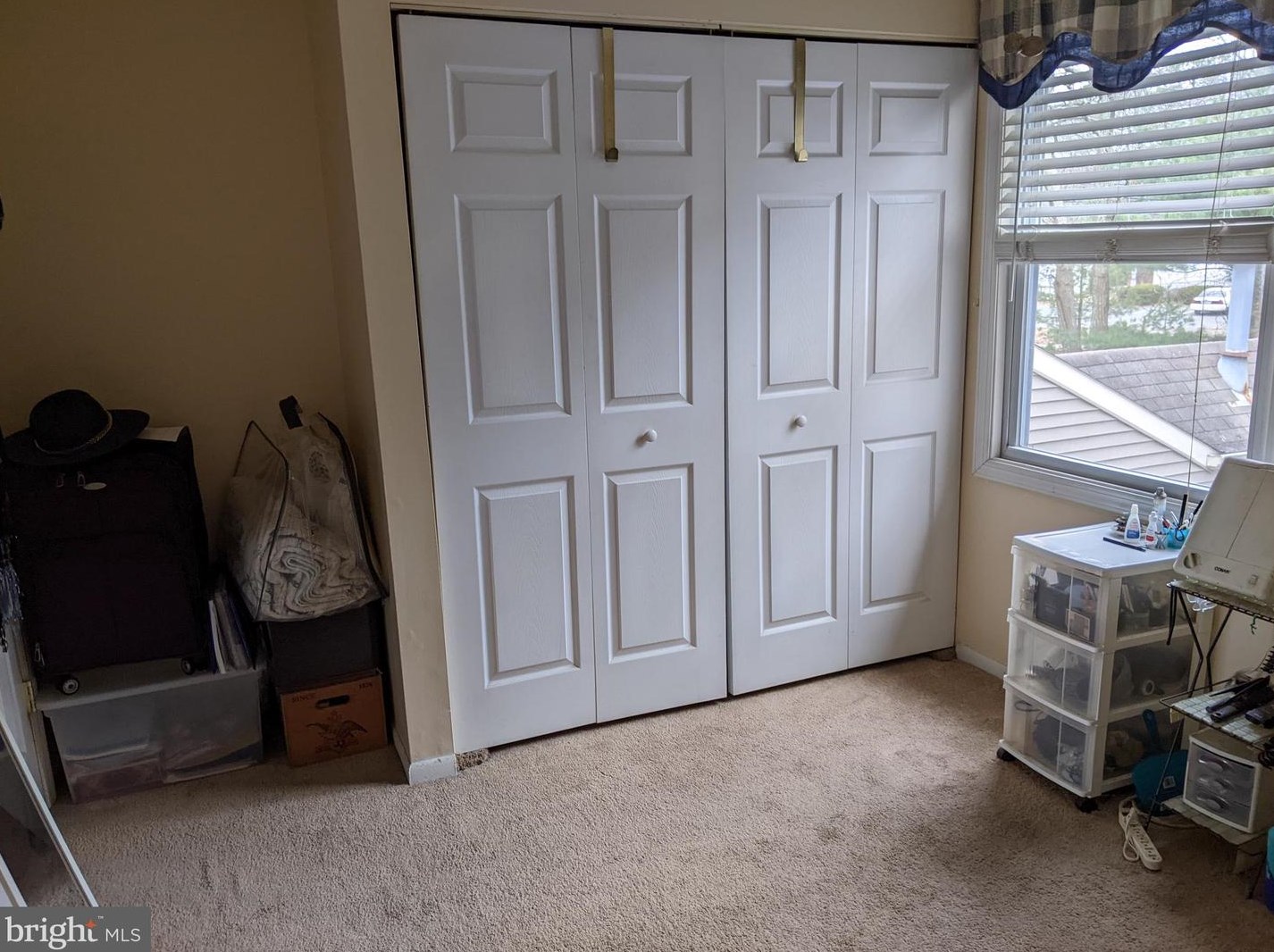 7 Pin Oak Ln, Tuckerton NJ  08087-1853 exterior