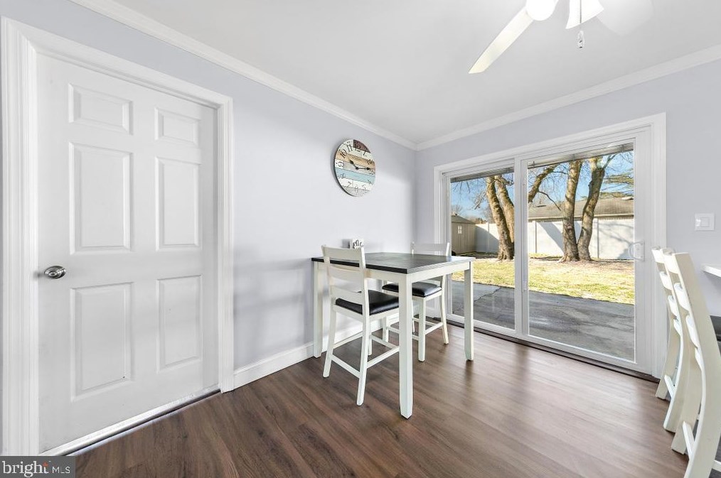 403 5th St, Waretown NJ  08758-2917 exterior