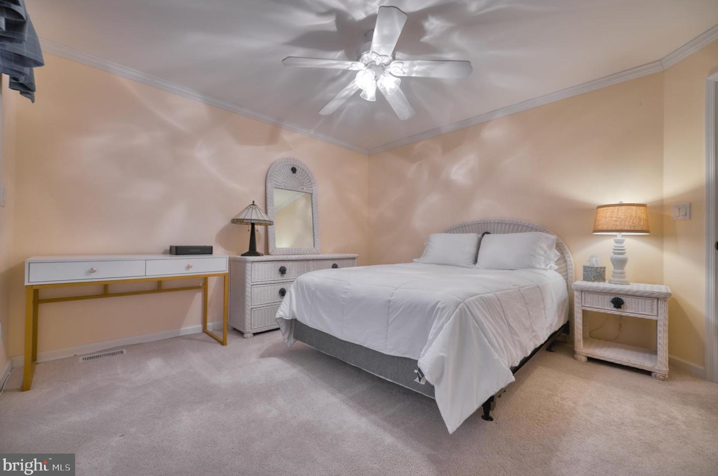 25 Schuylkill Rd, Tuckerton NJ  08087-1127 exterior