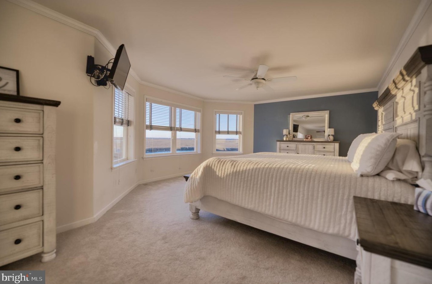 25 Schuylkill Rd, Tuckerton NJ  08087-1127 exterior