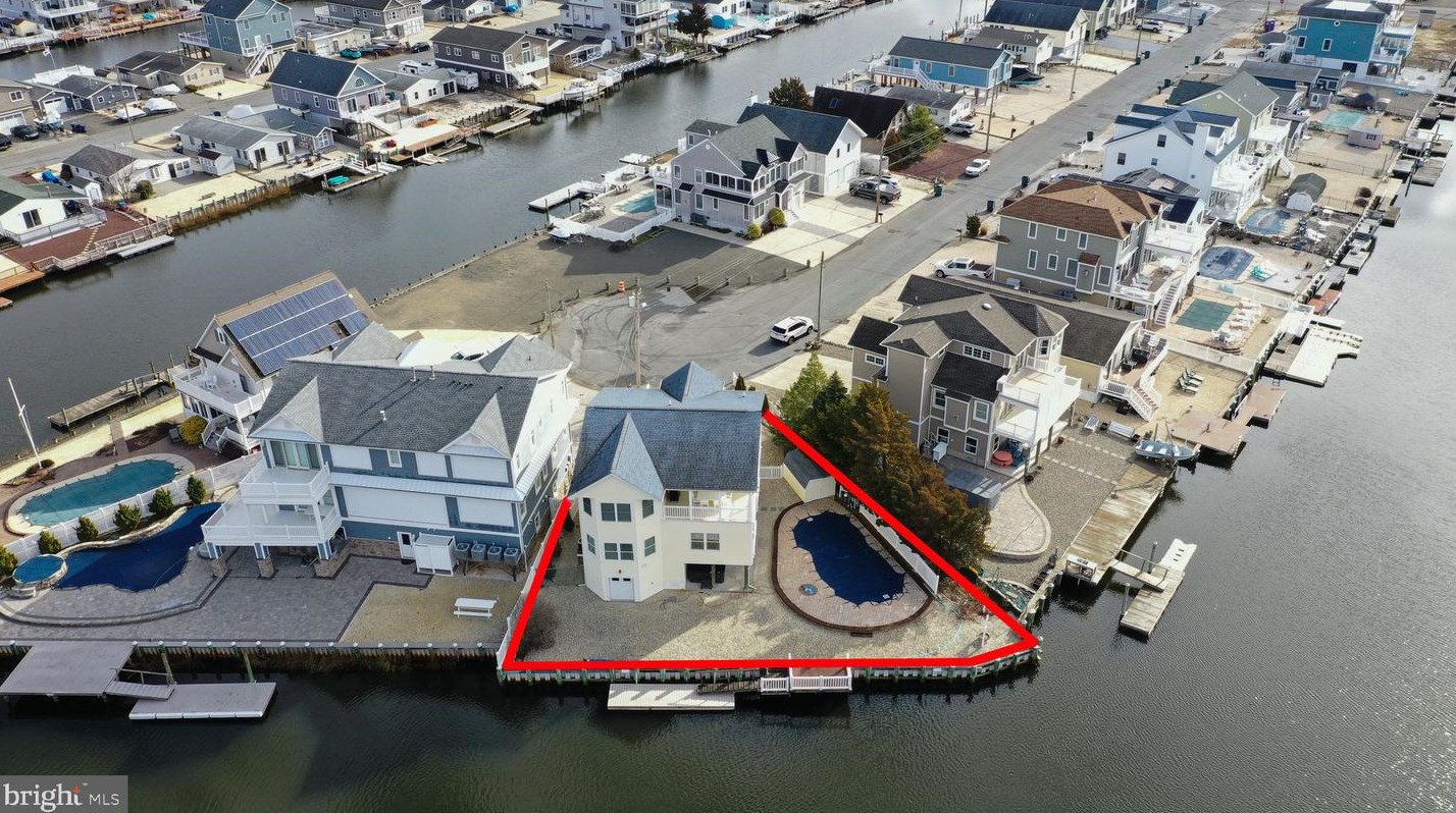 25 Schuylkill Rd, Tuckerton NJ  08087-1127 exterior