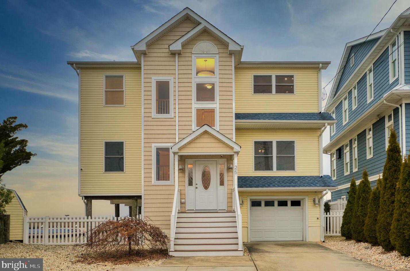 25 Schuylkill Rd, Tuckerton NJ  08087-1127 exterior