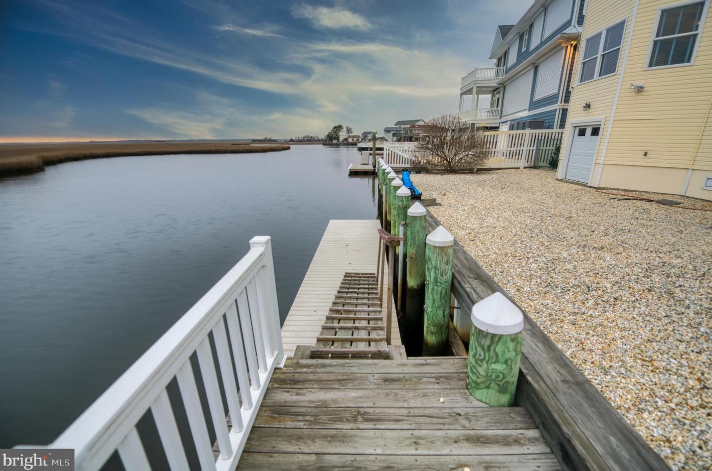 25 Schuylkill Rd, Tuckerton NJ  08087-1127 exterior