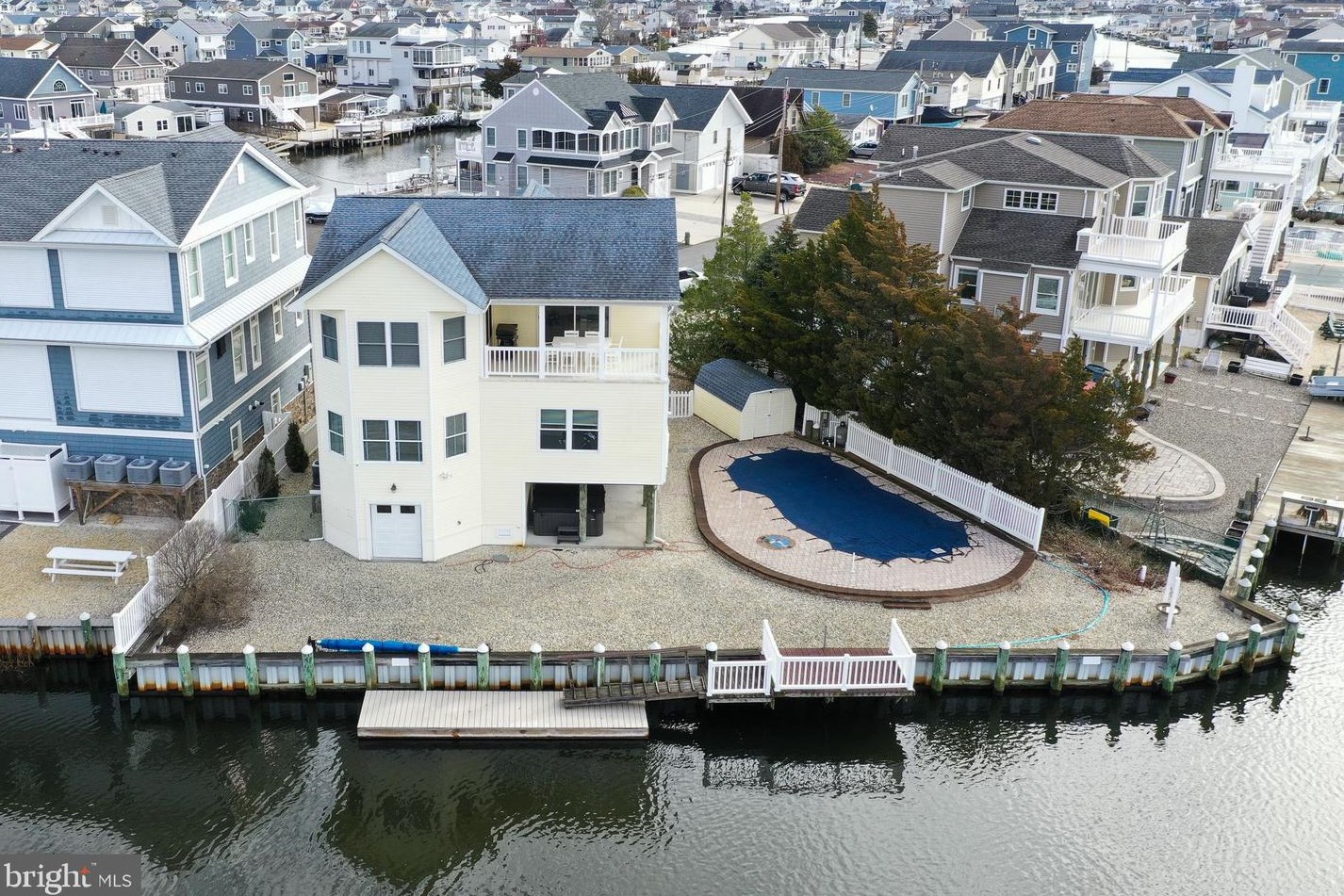 25 Schuylkill Rd, Tuckerton NJ  08087-1127 exterior