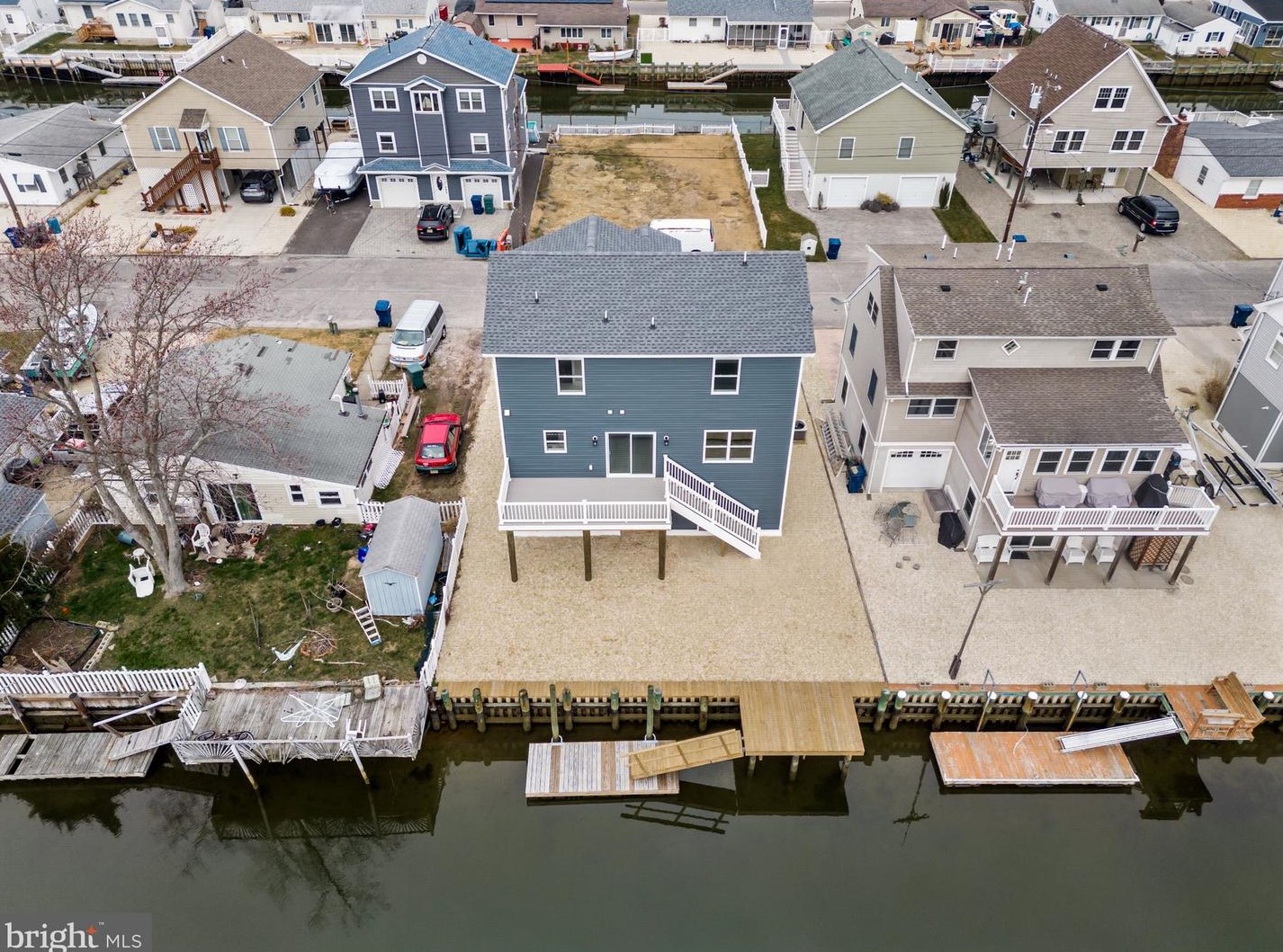 27 Brig Dr, Tuckerton NJ  08087-1618 exterior