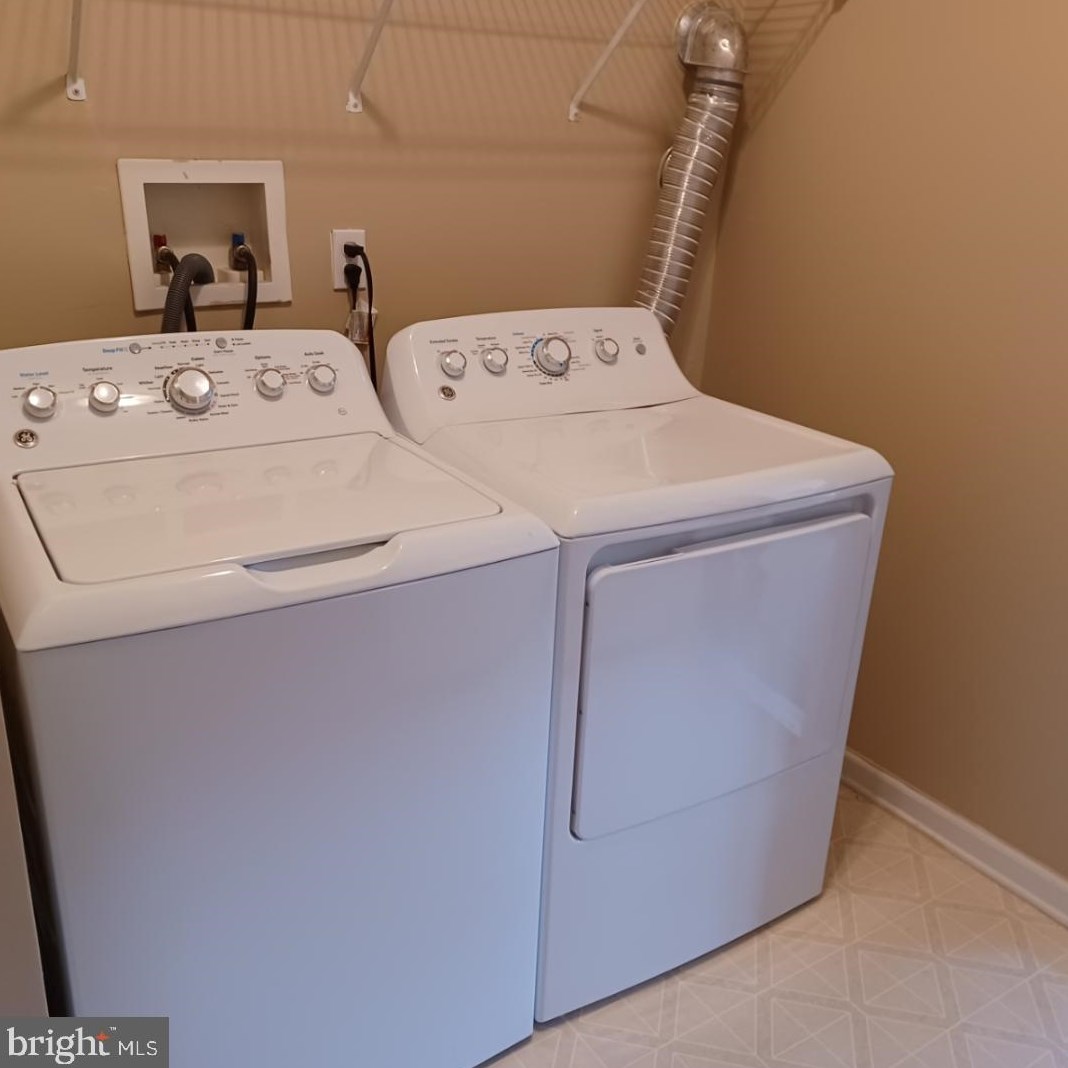 89 Briarwood Dr, Tuckerton NJ  08087-4007 exterior