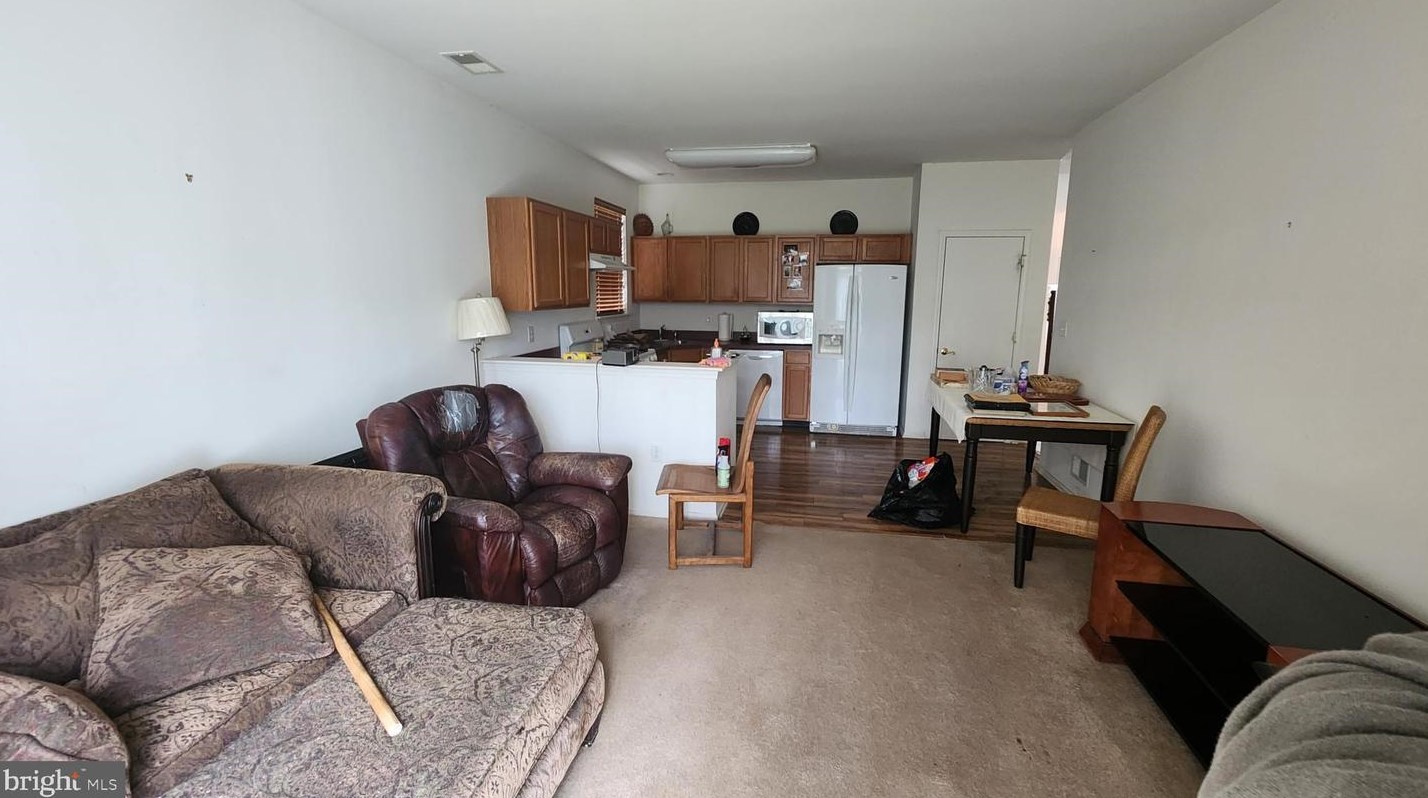 116 Lakeland Dr, Barnegat Township NJ 08005 exterior