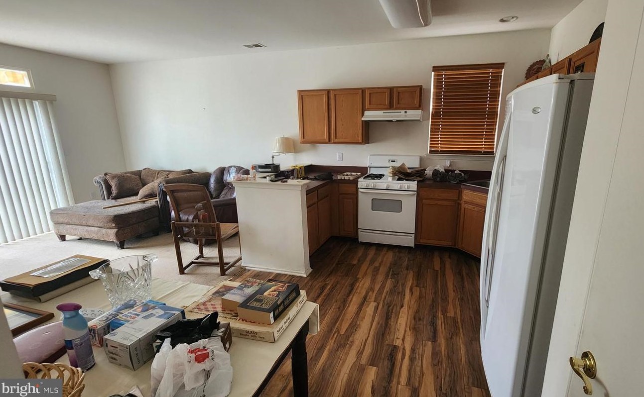 116 Lakeland Dr, Barnegat Township NJ 08005 exterior