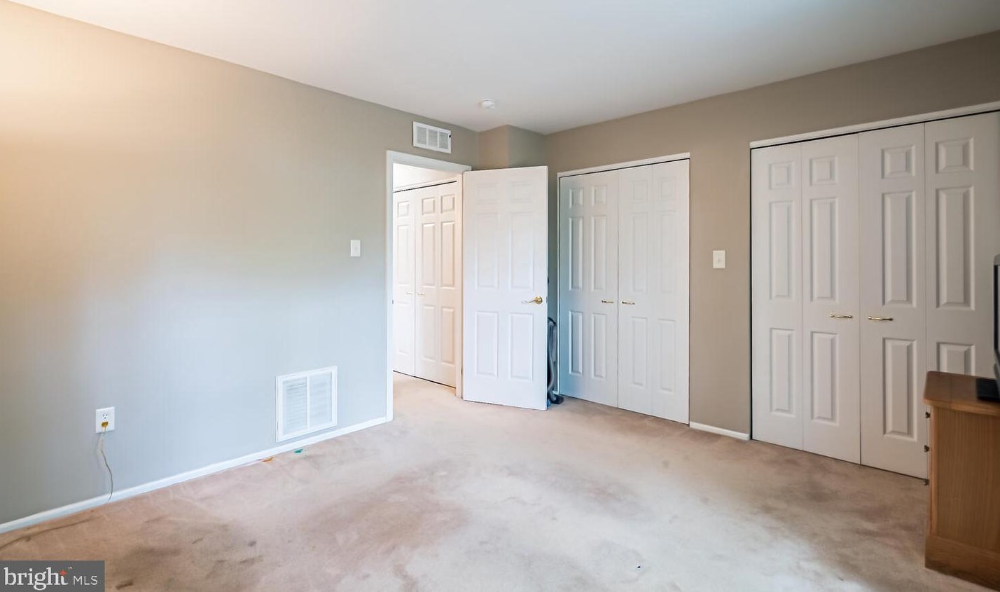 308 Lexington Dr, Tuckerton NJ  08087-1322 exterior