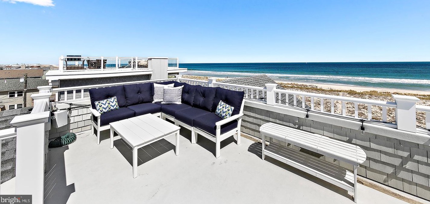 107 Jeanette Ave, Long Beach Township NJ  08008-3540 exterior