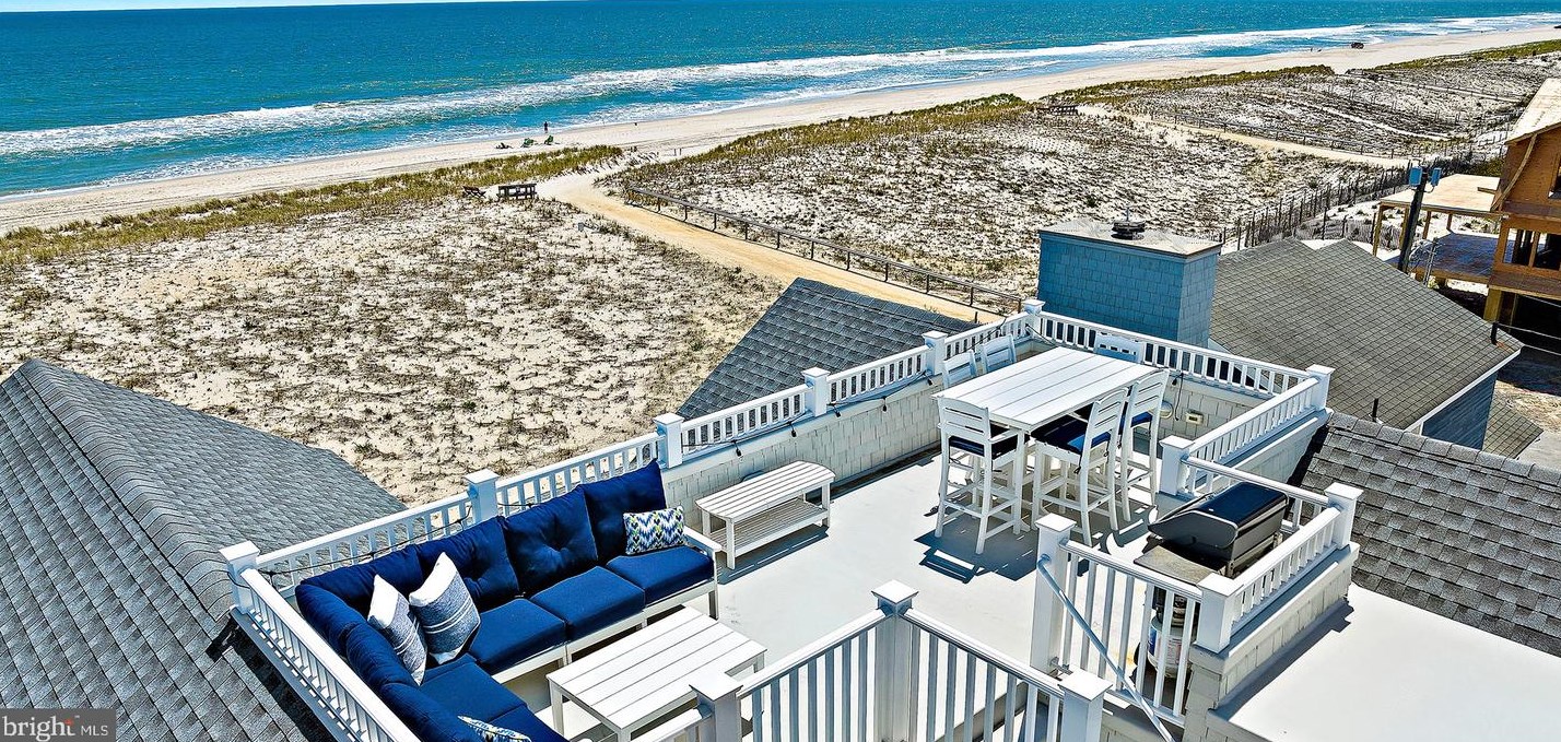107 Jeanette Ave, Long Beach Township NJ  08008-3540 exterior