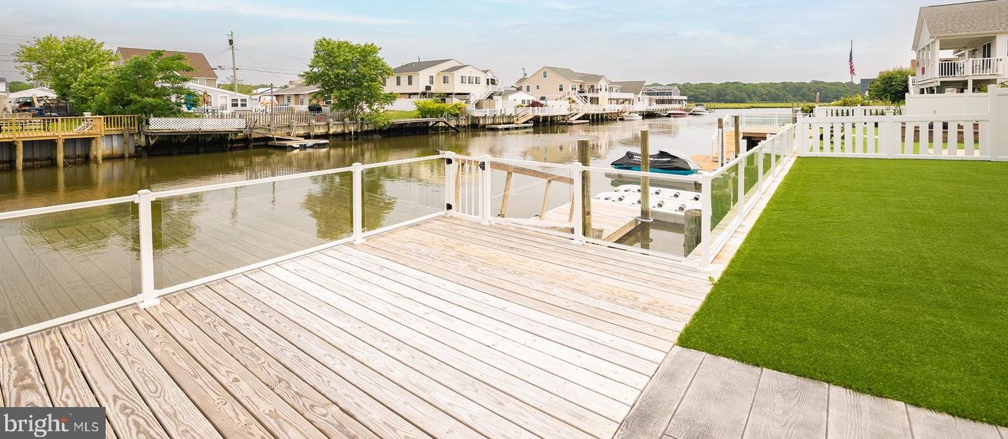 109 Dory Dr, Tuckerton NJ  08087-1621 exterior