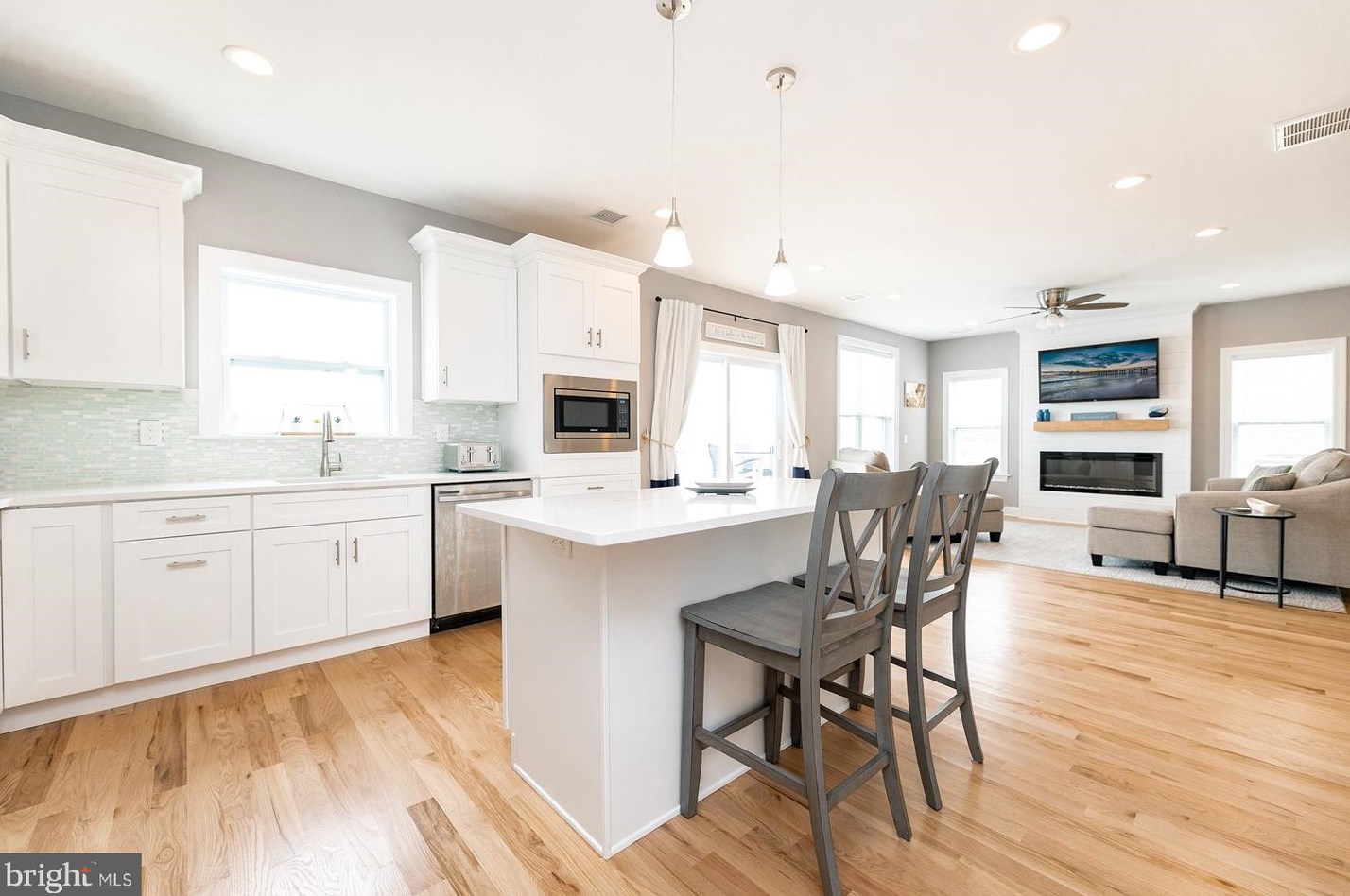 109 Dory Dr, Tuckerton NJ  08087-1621 exterior