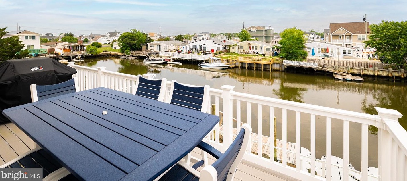 109 Dory Dr, Tuckerton NJ  08087-1621 exterior