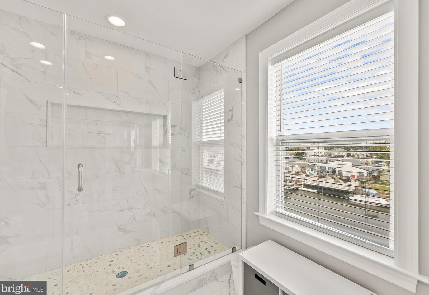 109 Dory Dr, Tuckerton NJ  08087-1621 exterior