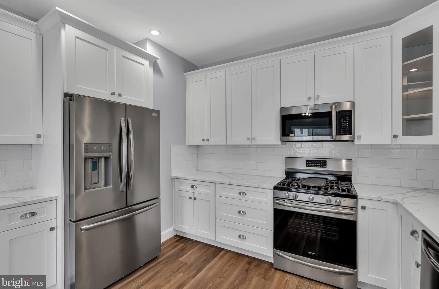 30 Drake Way, Toms River NJ  08753-2016 exterior