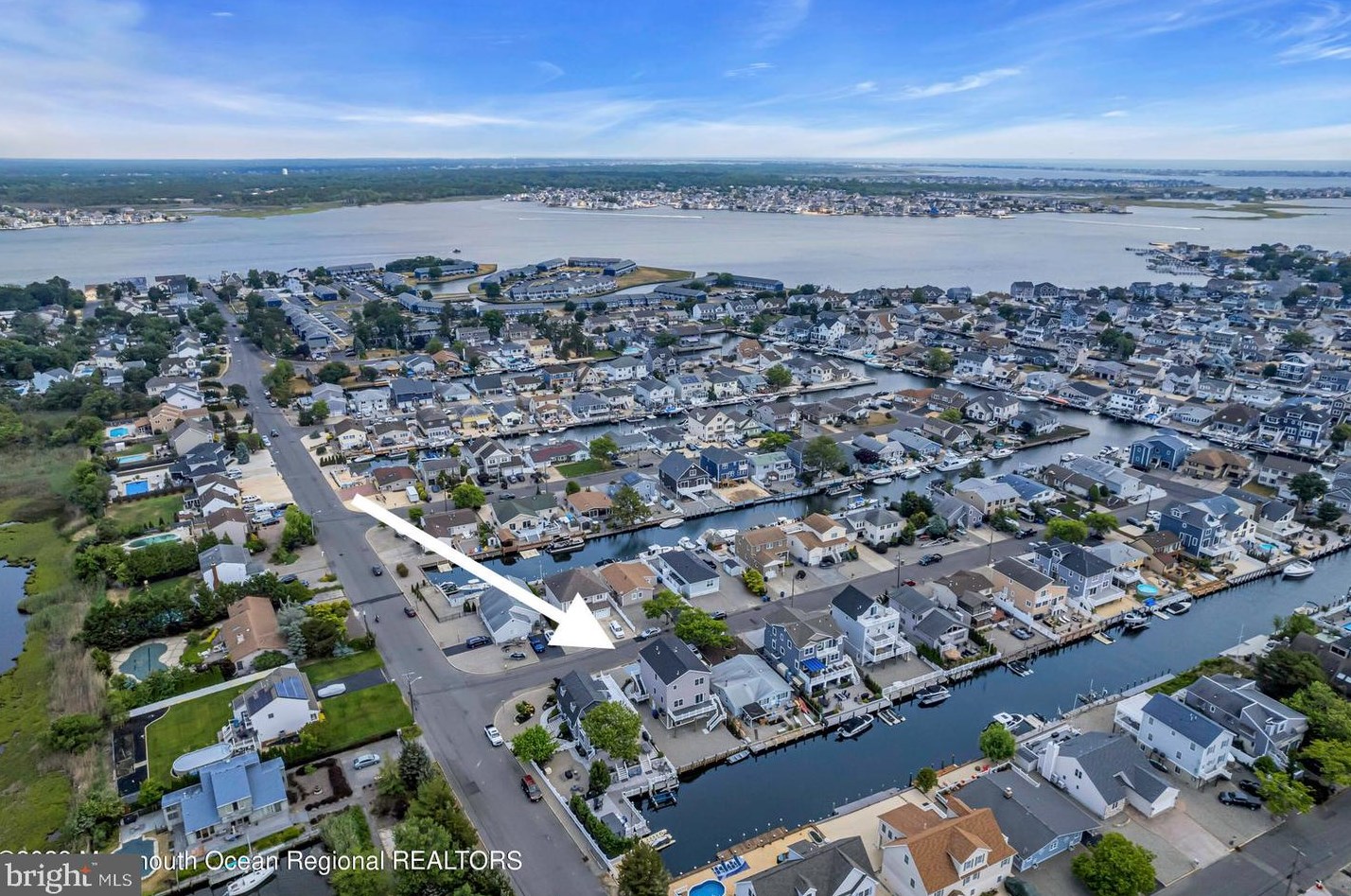 30 Drake Way, Toms River NJ  08753-2016 exterior