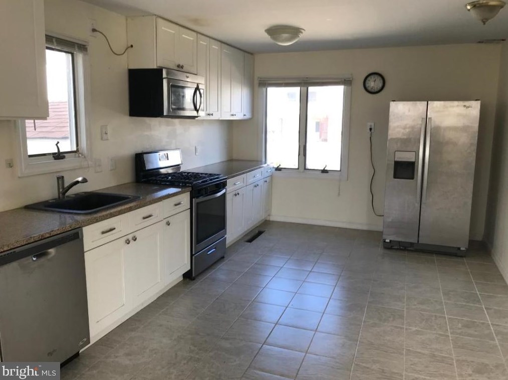 34 Kentucky Dr, Tuckerton NJ  08087-1035 exterior