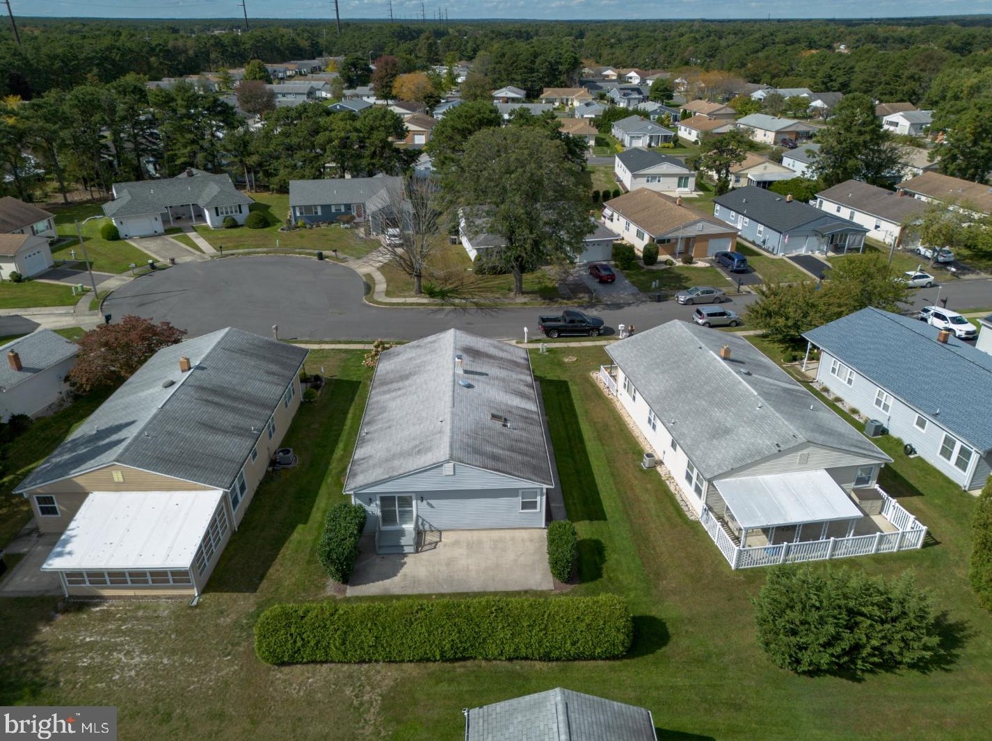 14 Olstins Ct, Toms River NJ 08757-6243 exterior