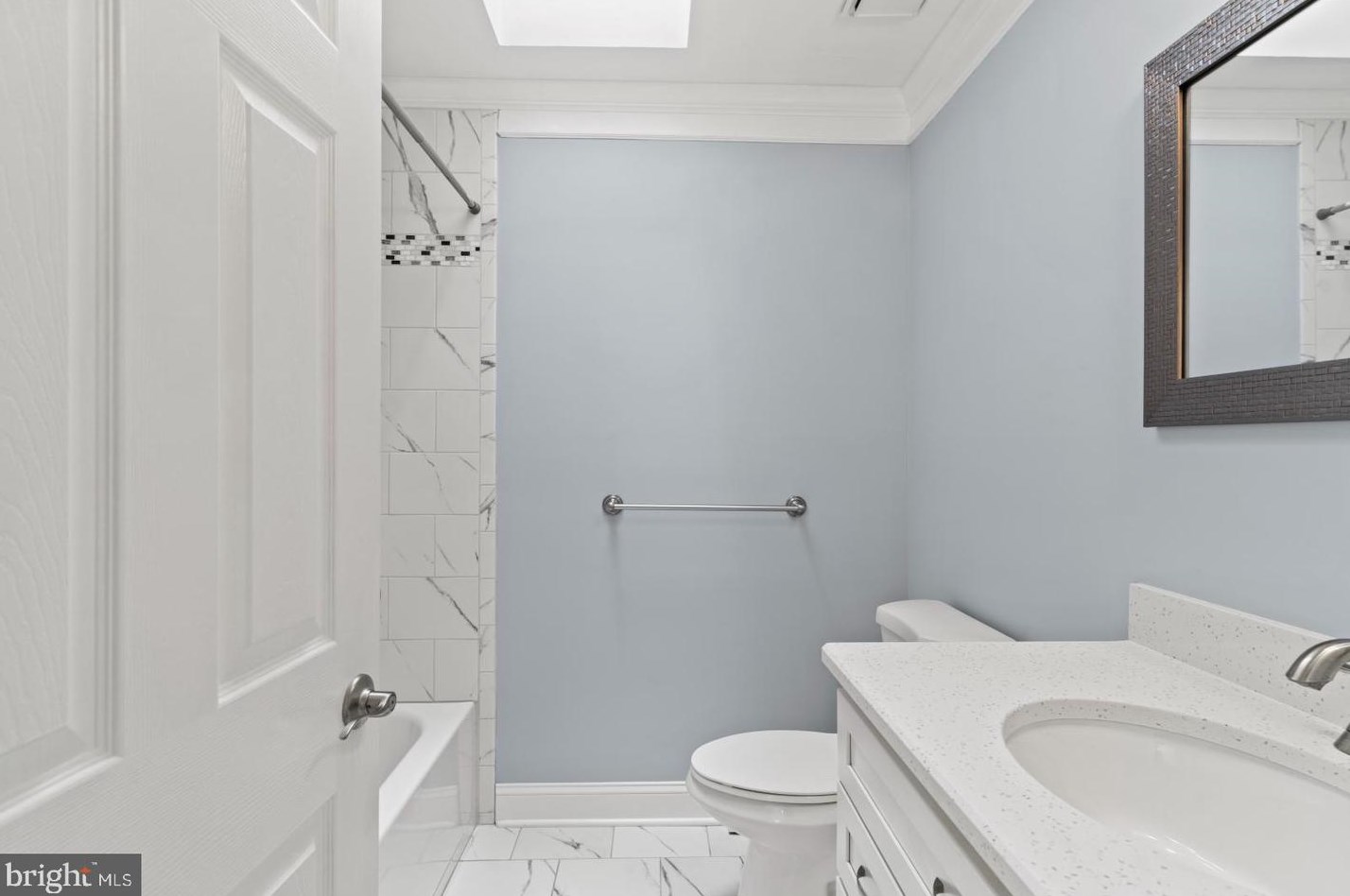 14 Olstins Ct, Toms River NJ 08757-6243 exterior