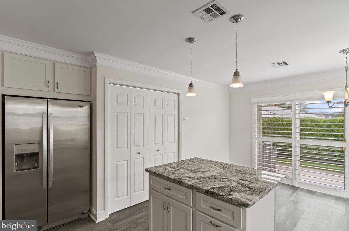 14 Olstins Ct, Toms River NJ 08757-6243 exterior