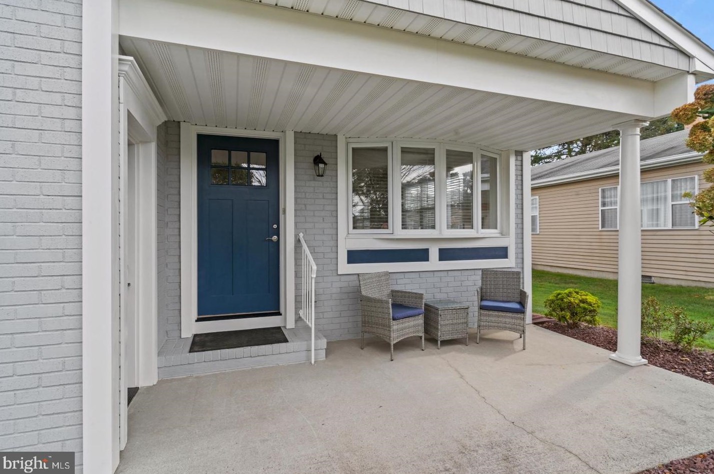 14 Olstins Ct, Toms River NJ 08757-6243 exterior